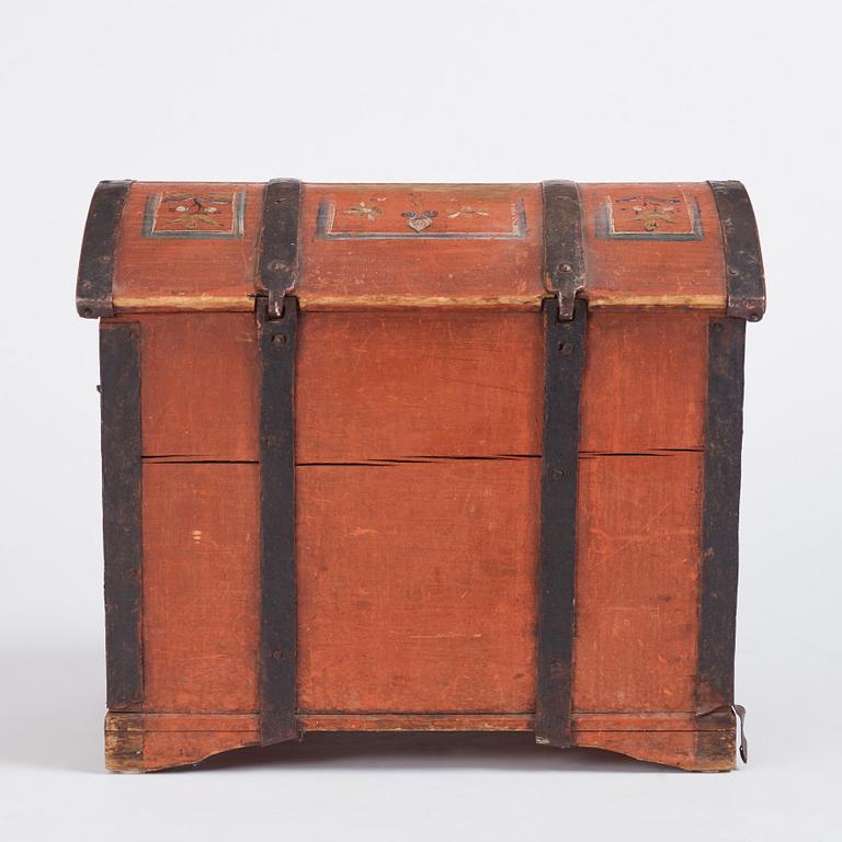A painted provincial chest, Norbotten, Sweden, dated 1827.