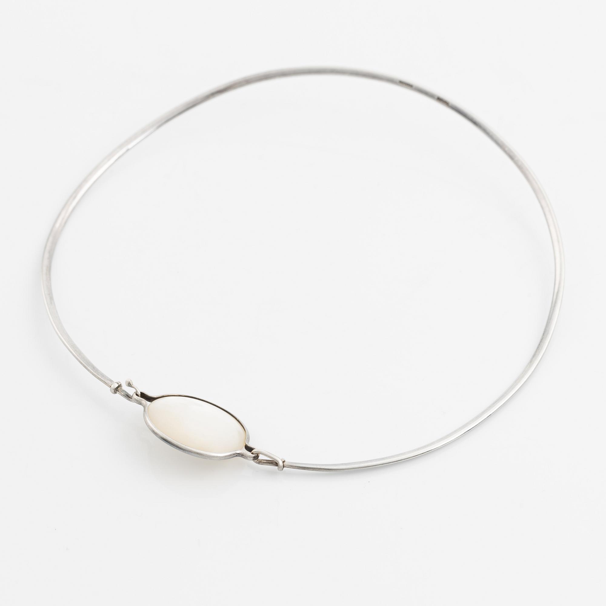 Vivianna Torun Bülow-Hübe, a sterling silver and mother-of-pearl necklace, Jakarta, Indonesia.