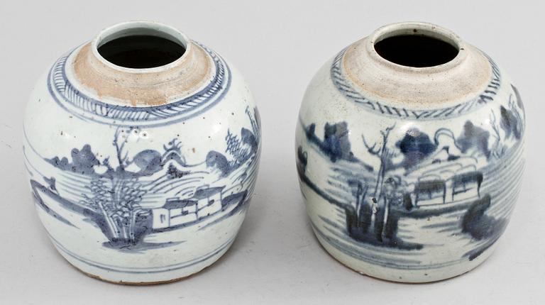 BOJANER, 2 st, porslin, Kina, 1800-tal.