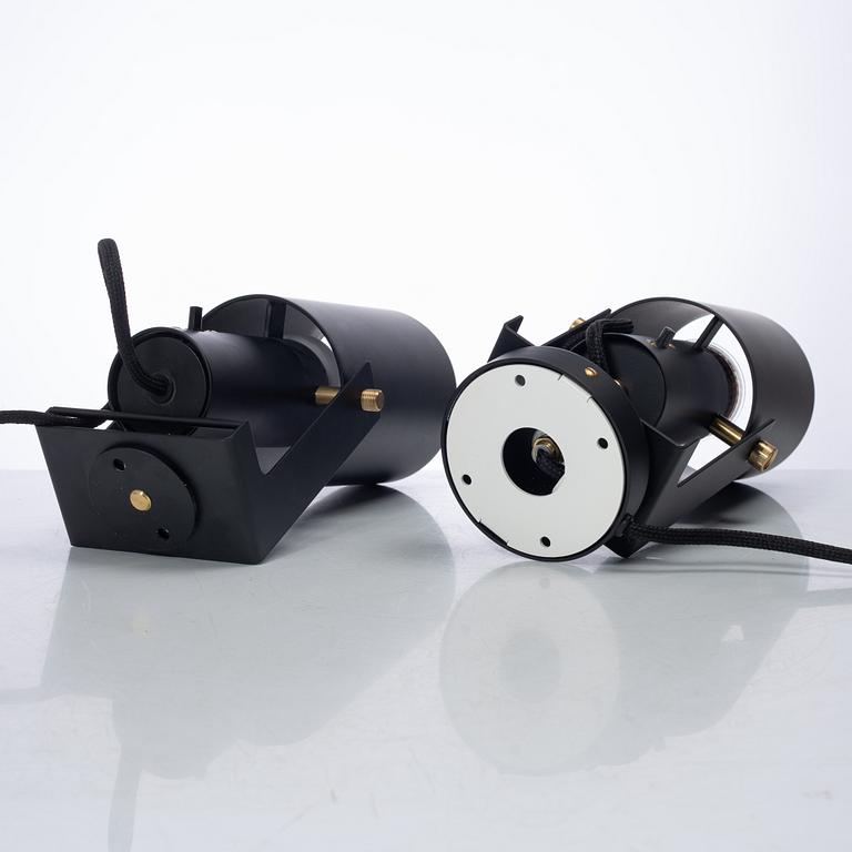 Niclas Hoflin, A pair of "Nomad" wall lamps, Rubn Lighting.