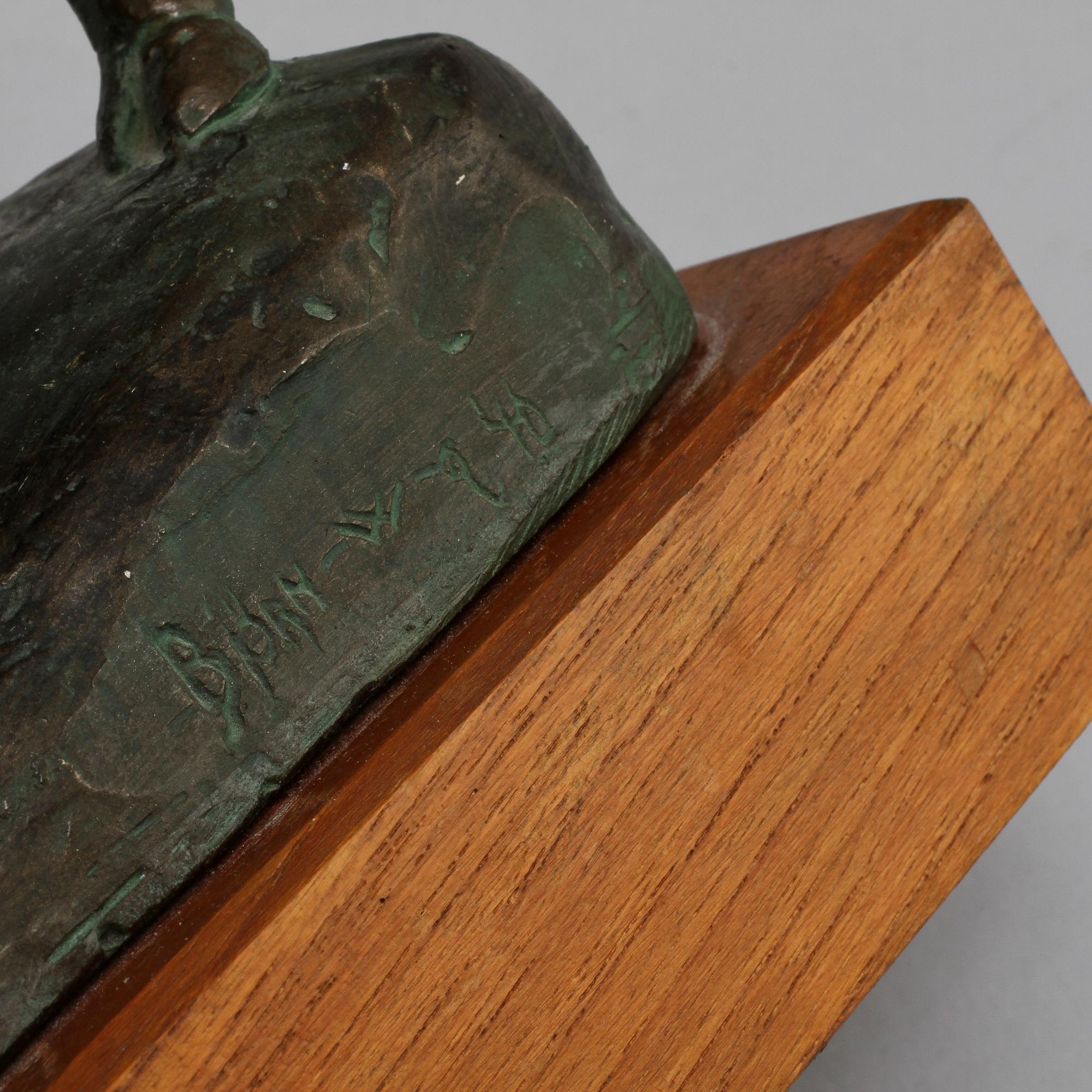 BJÖRN WENNERBERG, skulptur, patinerad gips, signerad och daterad -40.