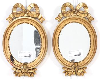 SPEGELLAMPETTER, ett par, gustaviansk stil, 1900-tal.