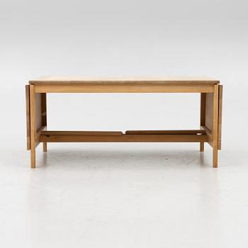 Søren Holst, coffee table, model 5394, Fredericia Stolefabrik, Denmark, 1960s.