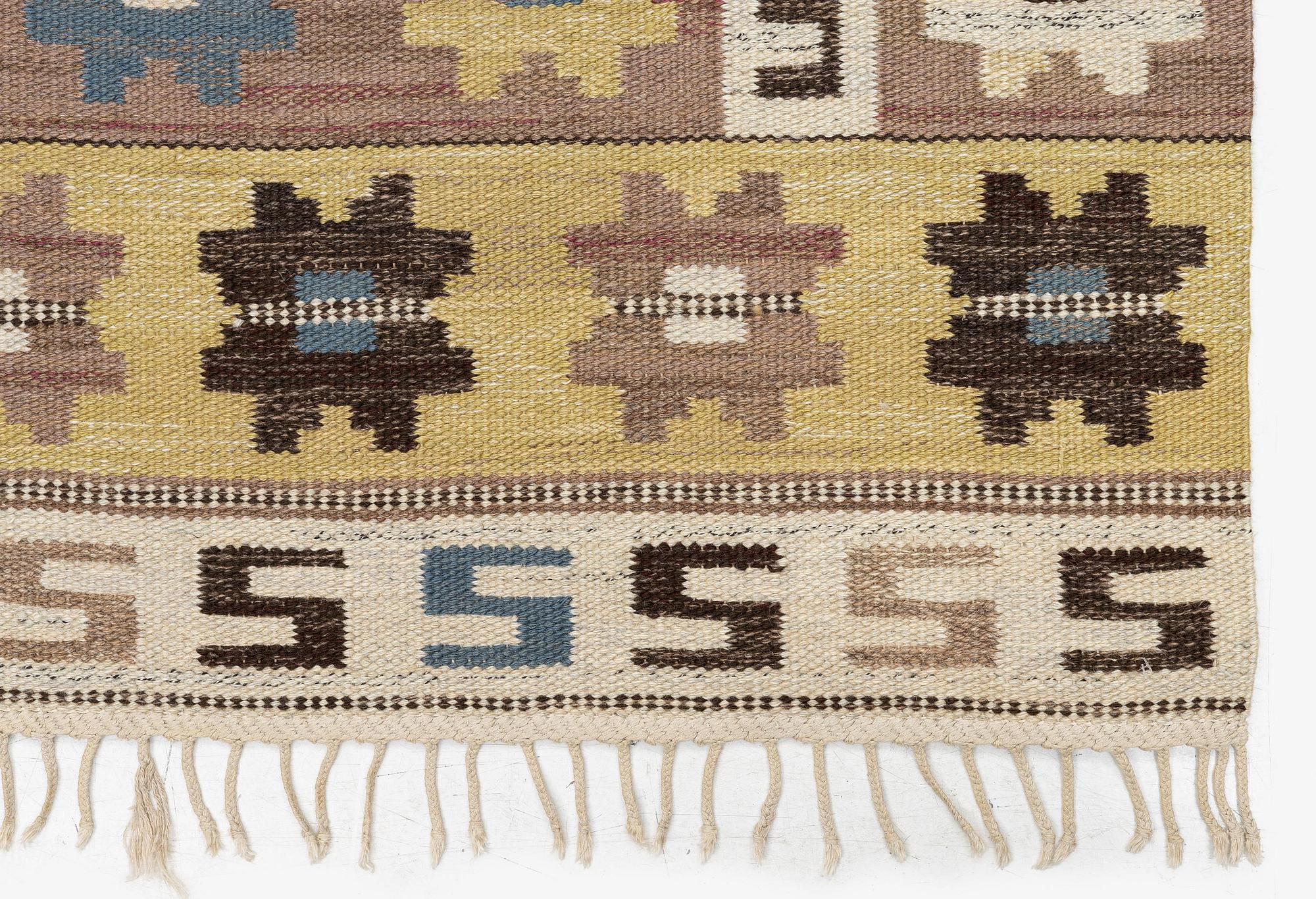 Märta Måås-Fjetterström, matta, "Kryptans matta" ("Sipporna"), rölakan, ca 194 x 129 cm, signerad AB MMF.