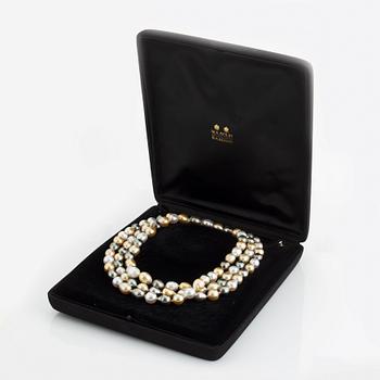 A cultured South Sea pearl necklace.