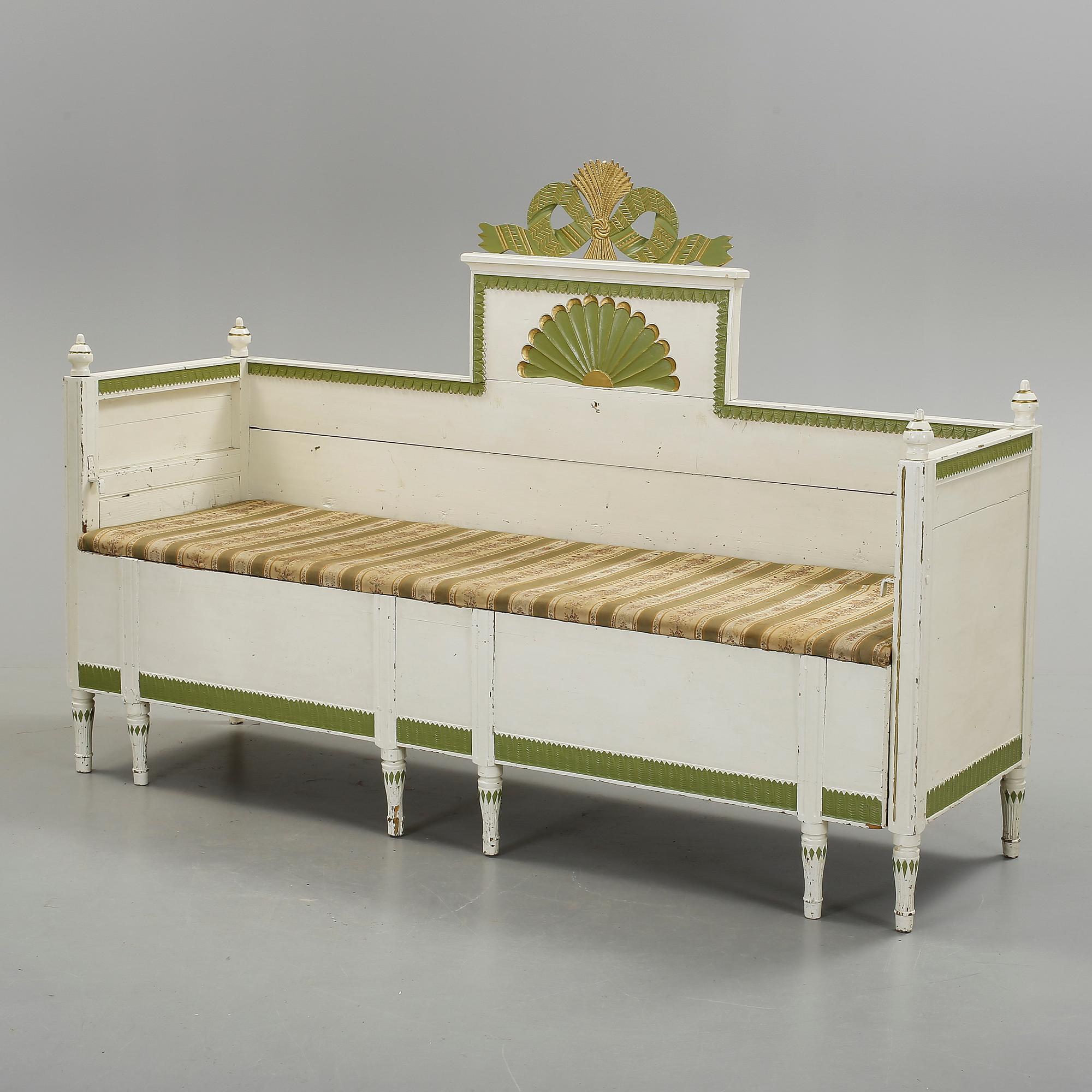 SOFFA, gustaviansk, omkring 1800.