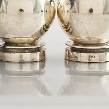 Georg Jensen, kryddsats, 4 delar sterling silver, design Harald Nielsen, modell "Pyramid", design nr 632, Köpenhamn 1945-51.