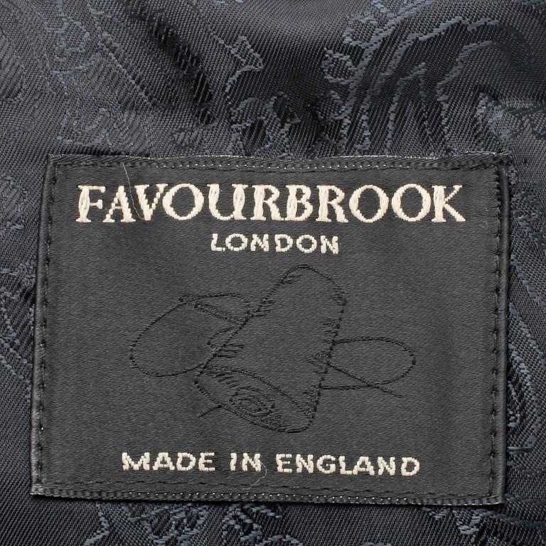 FAVOURBROOK, a black velvet jacket, size 52.