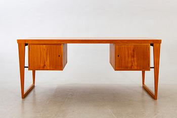 Kai Kristiansen,writing desk modell 70, Feldballes Møbelfabrik, Denmark, 1960's.