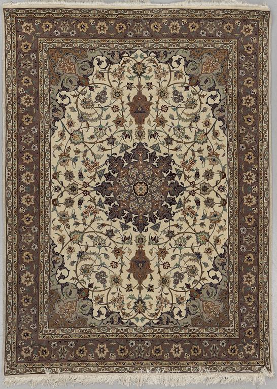 A rug, Old Tabriz, part silk, ca 206 x 151 cm.