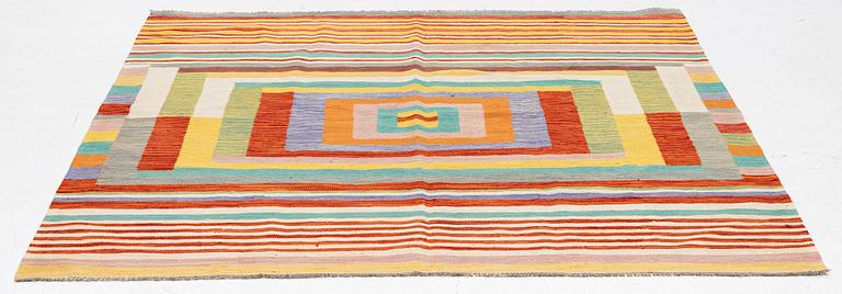 A Kelim rug, c. 200 x 195 cm.
