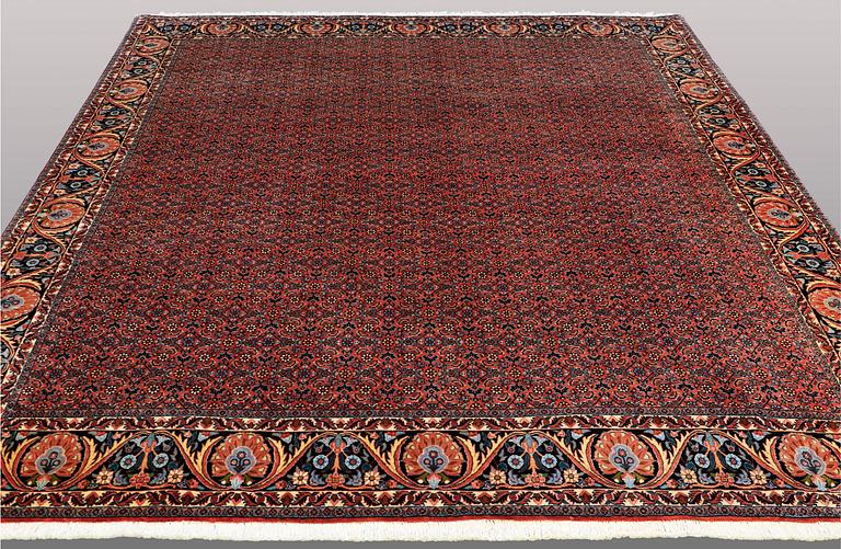A CARPET, Bidjar, ca 292 x 256 cm.