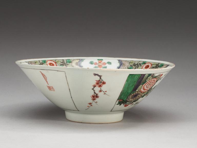 SKÅL, porslin, Qing dynastin, Kangxi (1662-1722).