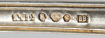 SKEDAR, silver, 6 + 7, modell Fransk Lilja, GAB, Stockholm, 1900-talets första hälft. Tot 694 g.