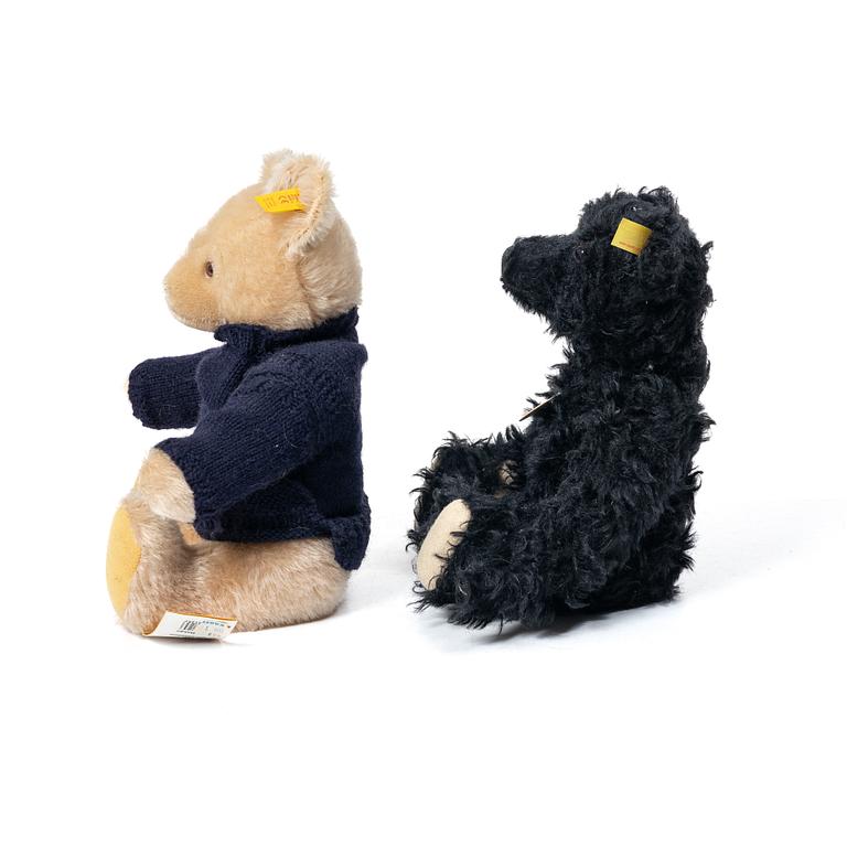 Steiff teddy bears, 2, second half of the 20th century.