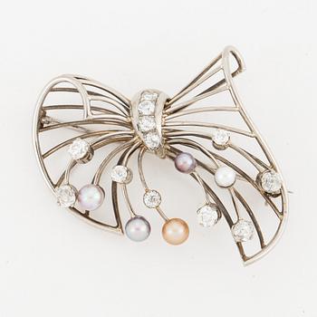 Old-cut diamond and pearl brooch.