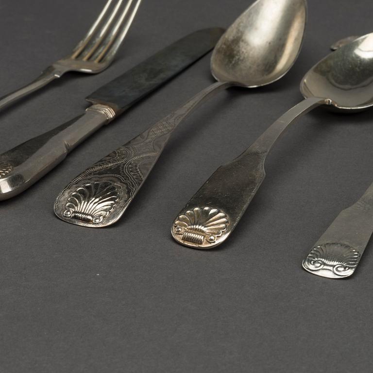 A set of 47 pcs silver cuttlery, 19/20th century,