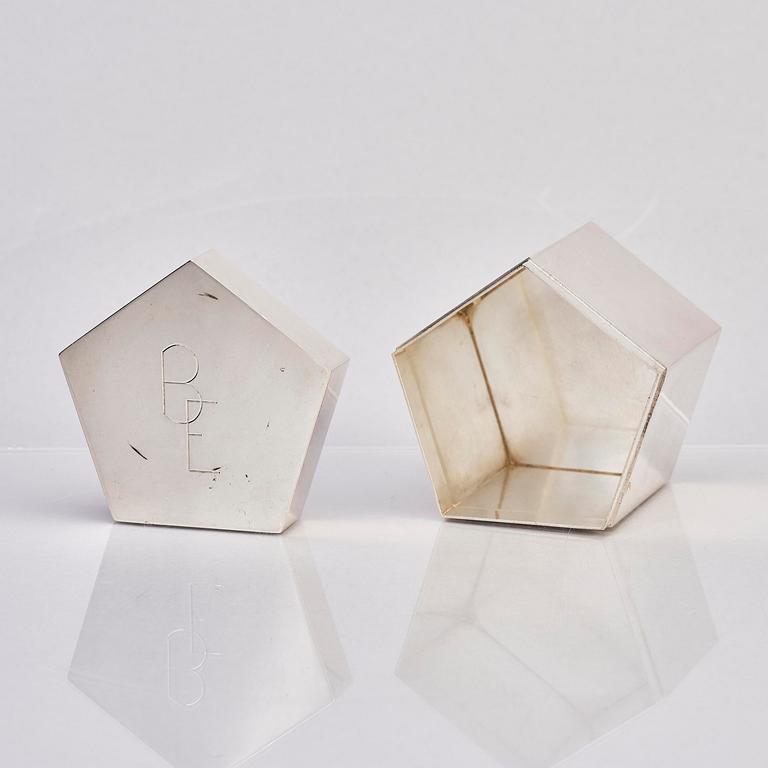 Wiwen Nilsson, burk med lock, sterling silver, Lund 1962.