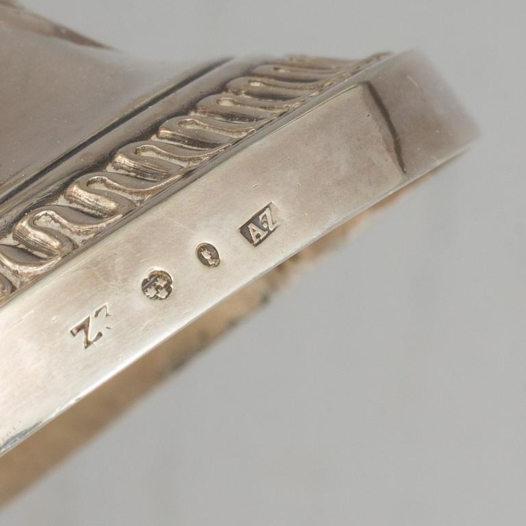 Adolf Zethelius, kaffekanna, silver, Stockholm 1830. Empire.