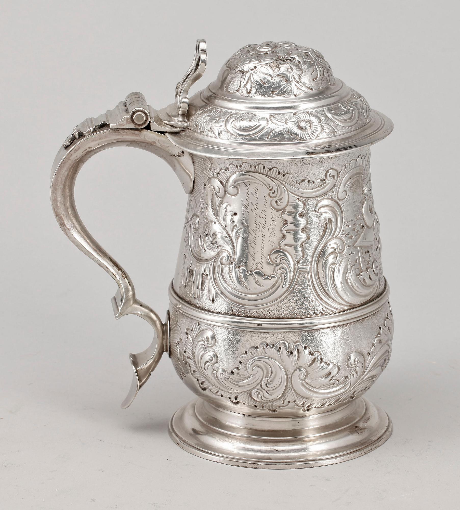 STOP, silver, London troligen 1763. Vikt ca 890 gram.