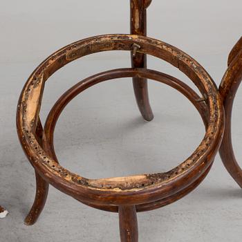 STOLAR, 3 st, märkta Thonet, 1900-talets början.