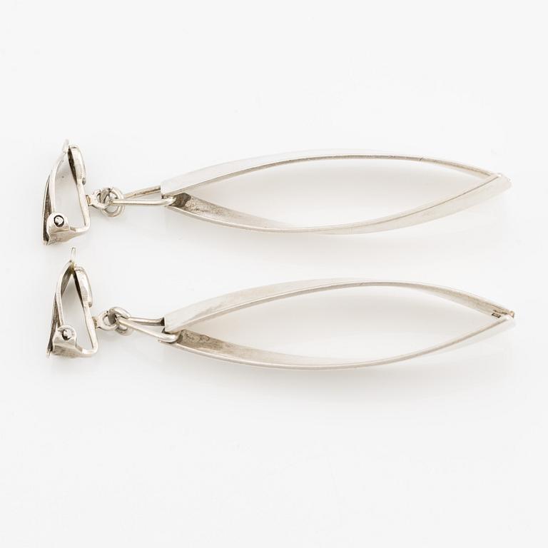 Two pairs of sterling silver earrings, design by Pierre Olofsson.