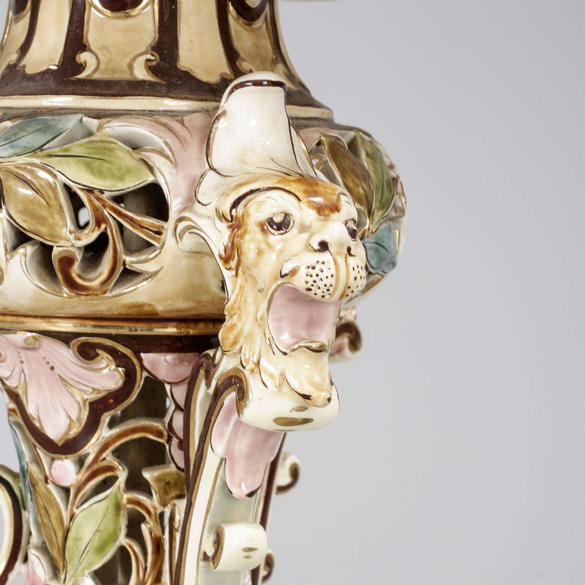 PIEDESTAL, porslin, 1900-talets första hälft.