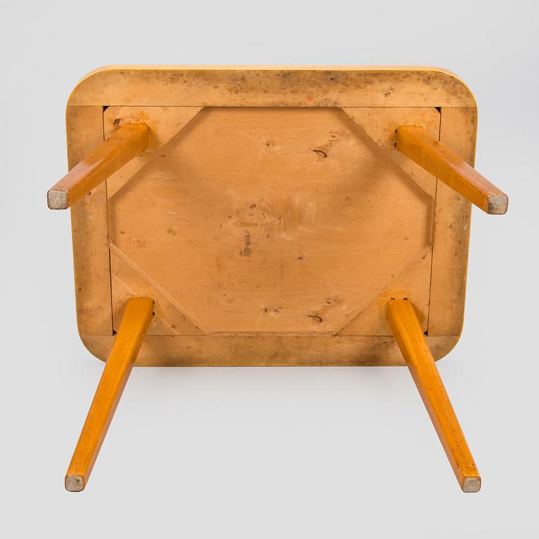 Aino Aalto, a mid-20th century coffee table for O.Y. Huonekalu- ja Rakennustyötehdas A.B.