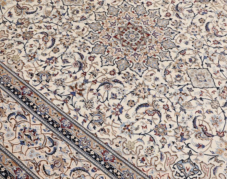 Matta, Nain, part silk, 285 x 197 cm.