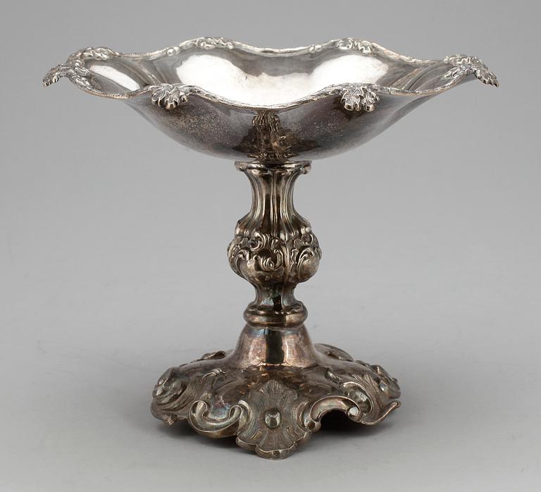 UPPSATSSKÅL, silver, okänd mästare, Stockholm, 1852. Tot vikt ca 426g.