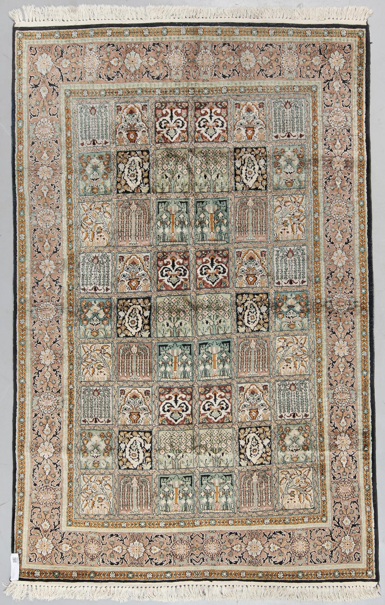 MATTA, orientalisk, 1900-talets andra hälft, 235x155.