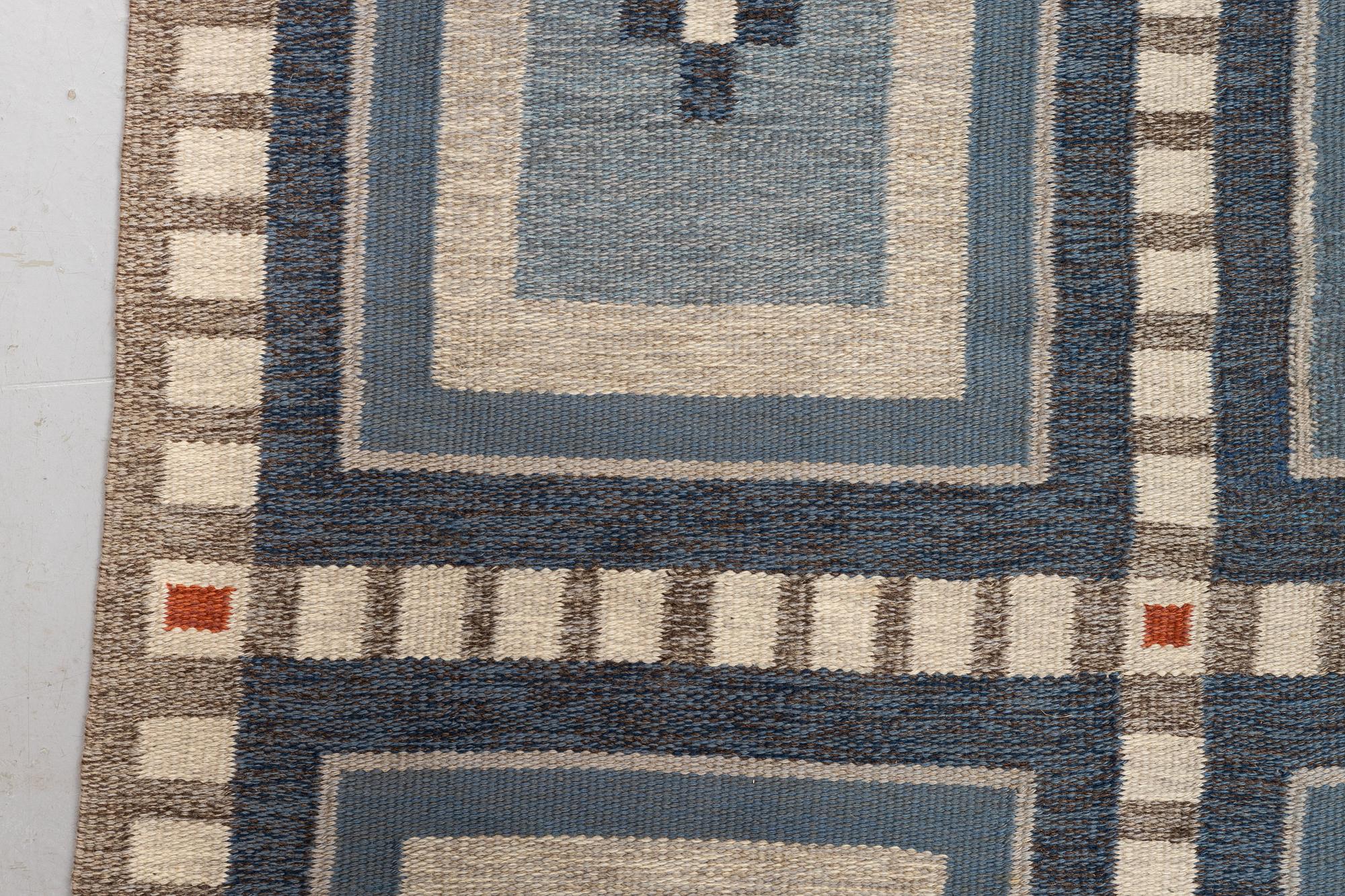 Sigvard Bernadotte, matta, rölakan, ca 320 x 194 cm, osignerad.