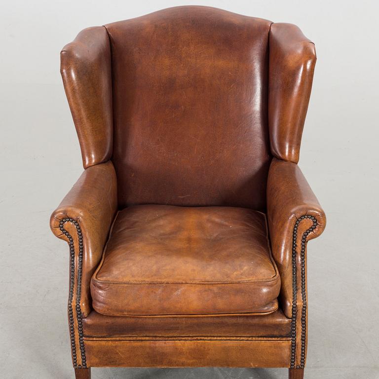 ÖRONLAPPSFÅTÖLJ, 1900-talets slut.