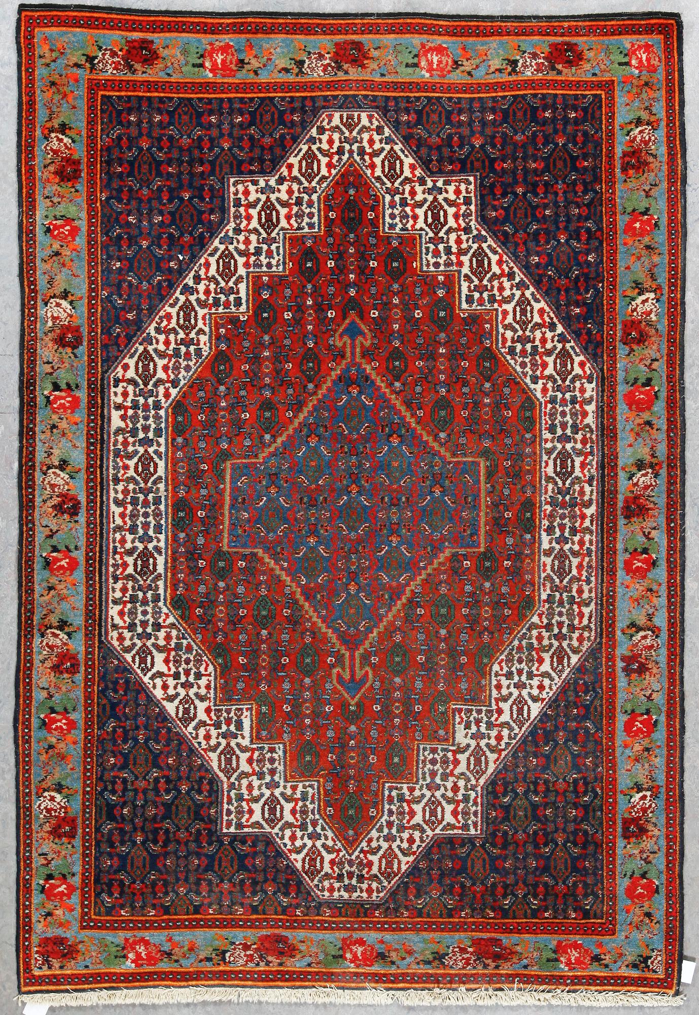 MATTA, old Bidjar, ca 207x138 cm.