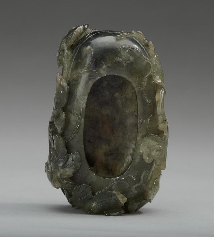 A nephrite brush washer, Qing dynasty.