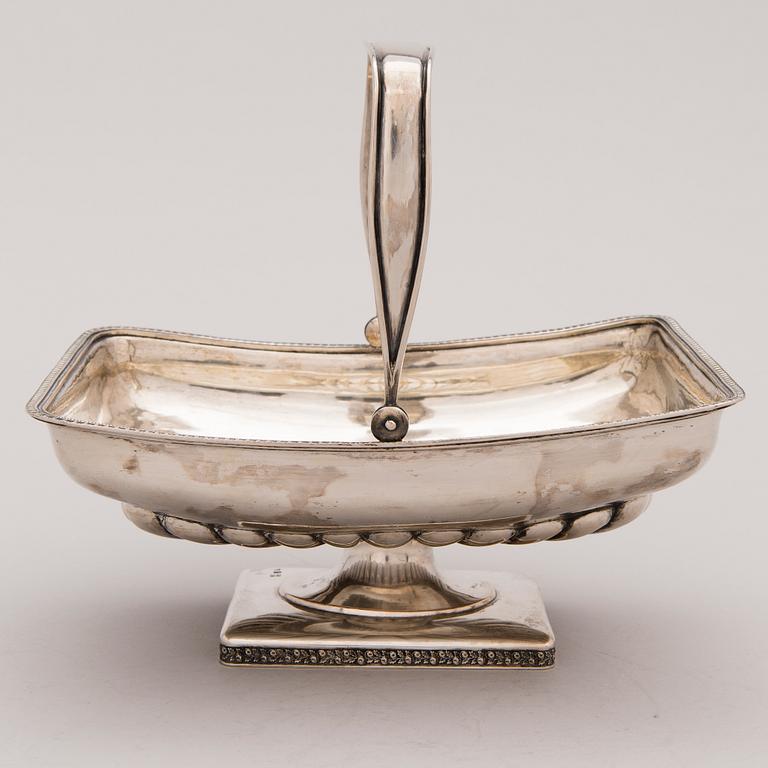 BRÖDKORG, silver, Balticum, 1800-talets första hälft.