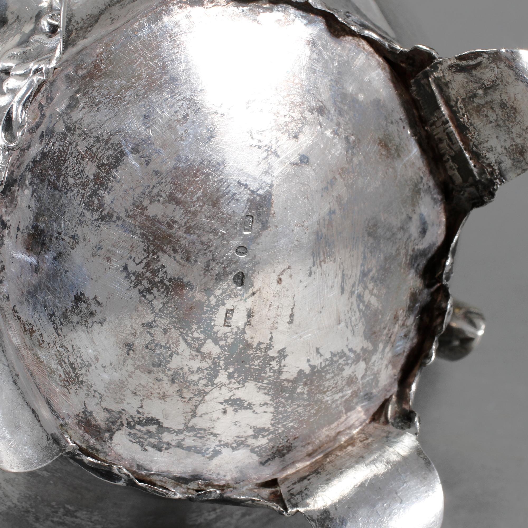 KAFFEKANNA, silver, nyrokoko, Henrik Brandt, Stockholm, 1865, vikt 640 g.