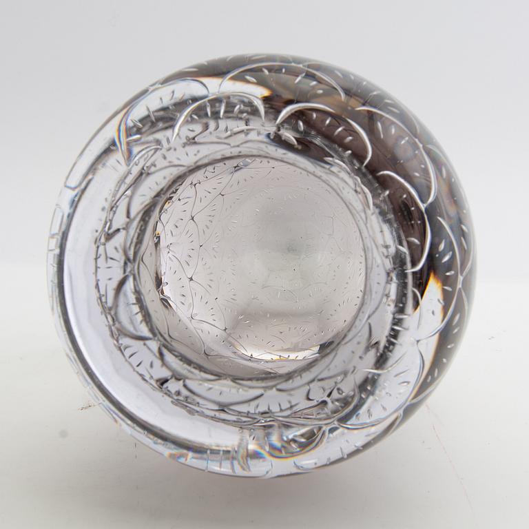 Micke Johansson, vase, air technique, Örsjö, 2009.