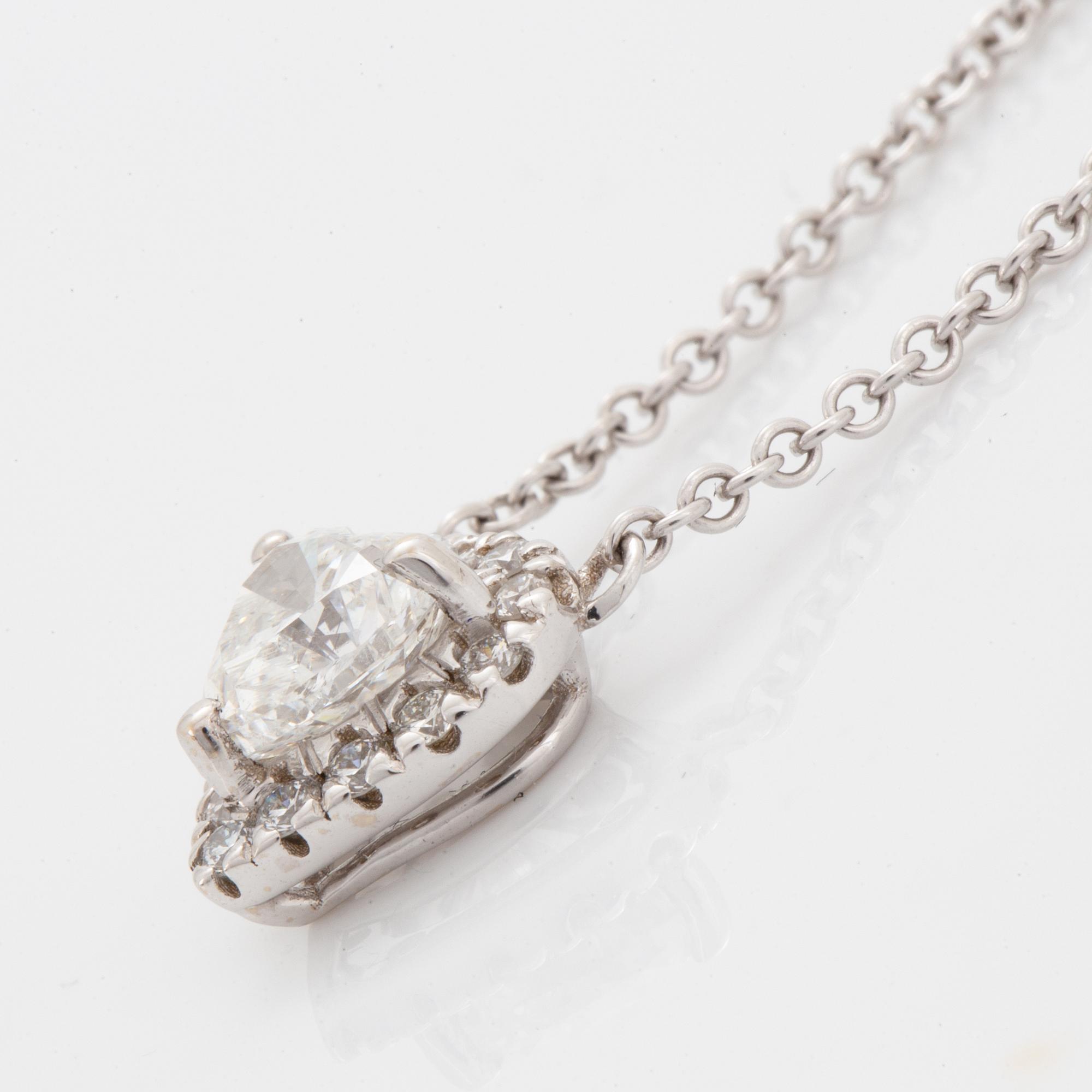 Heart shaped diamond necklace, with GIA dossier.