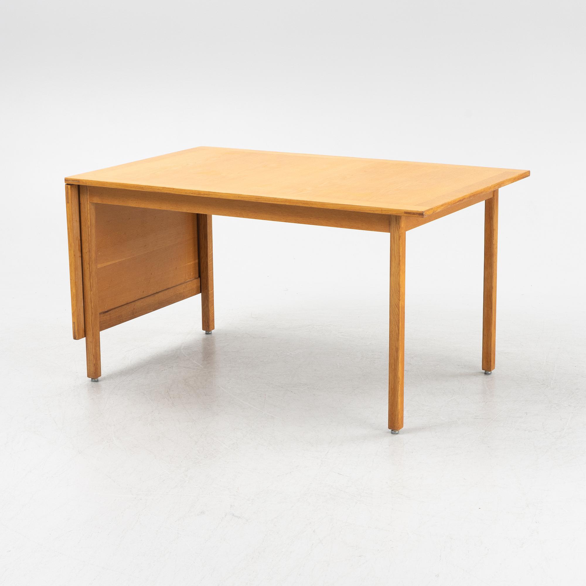 Bertil Fridhagen, an oak dining table, Bodafors.
