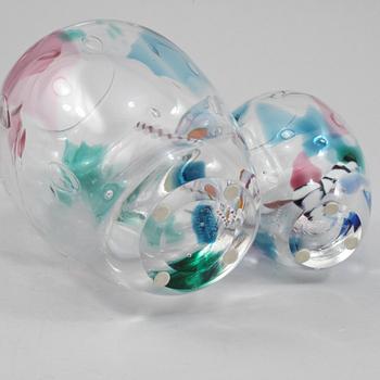 VASER, 2 st, glas, Bertil Vallien, Kosta Boda Atelier, sent 1900-tal.