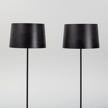 Marc Sadler, a pair of 'Twiggy Lettura' floor lights, Foscarini, Italy.