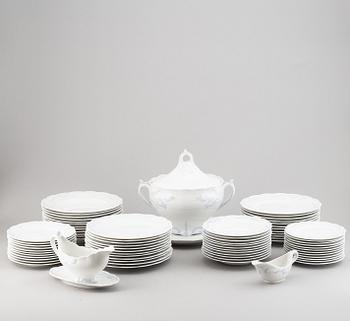 Alf Wallander, a 68-piece creamware dinner service 'Tulpan', Rörstrand.