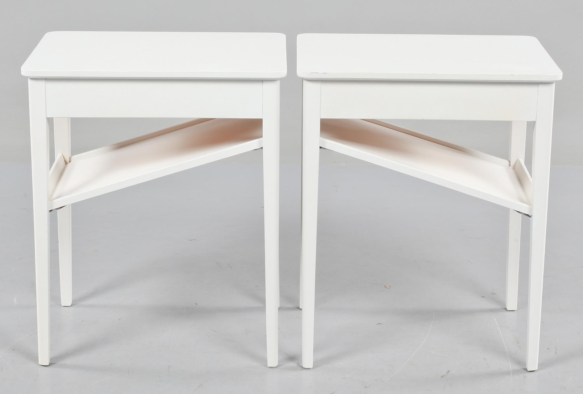 SÄNGBORD, ett par, 1900-talets andra hälft.