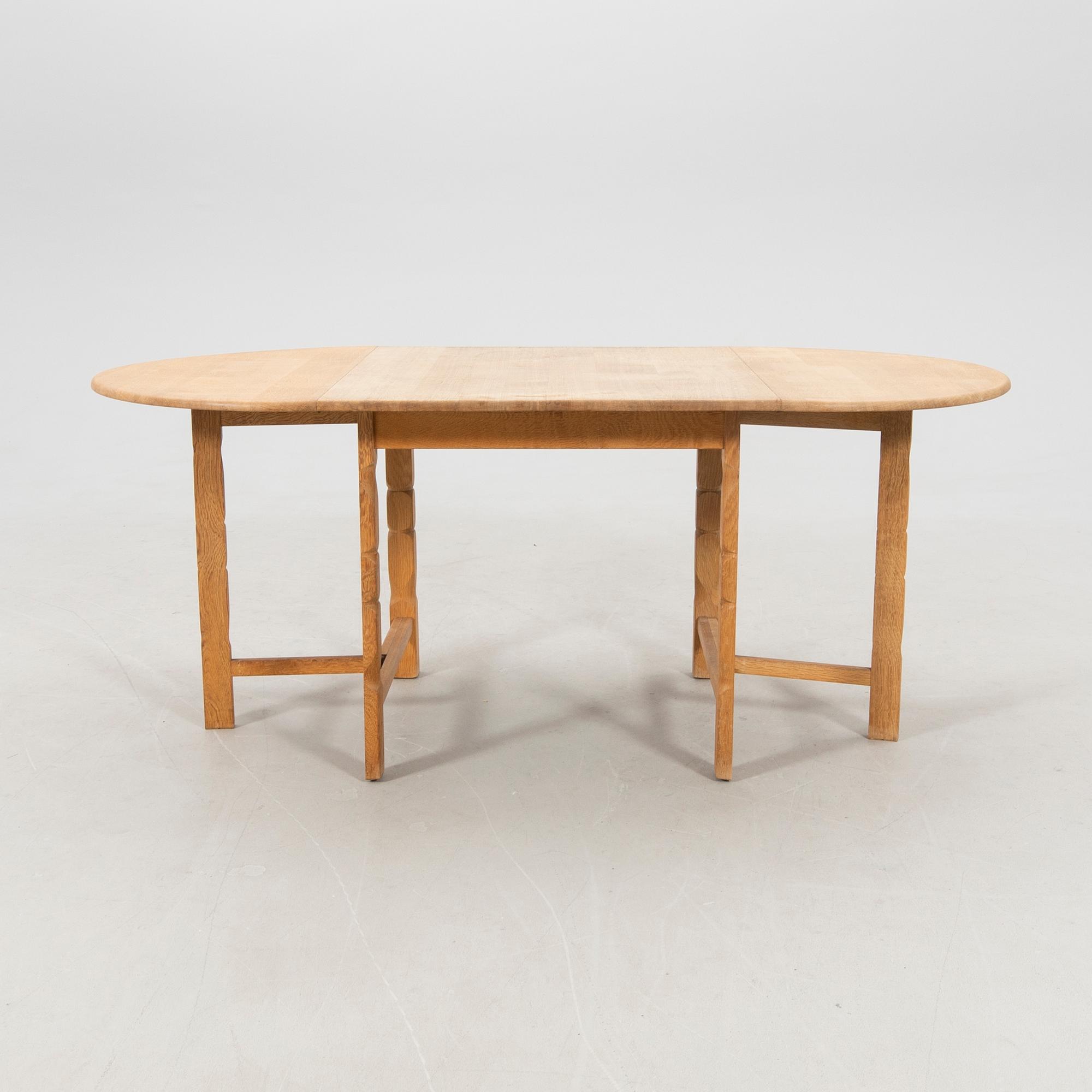 Drop-leaf table, possibly Henning Kjærnulf, second half of the 20th century.