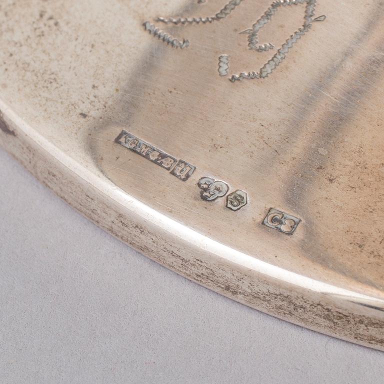 A silver bowl. K.G.M.G, Uppsala, 1929.