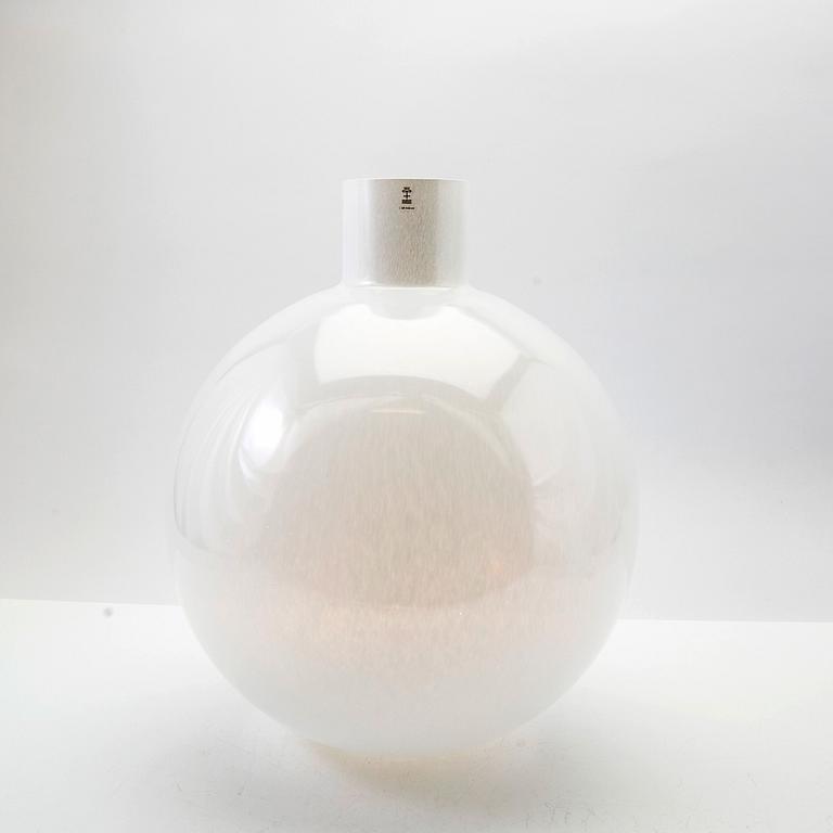 Carina Seth Andersson, vase, "Pallo", Skruf.