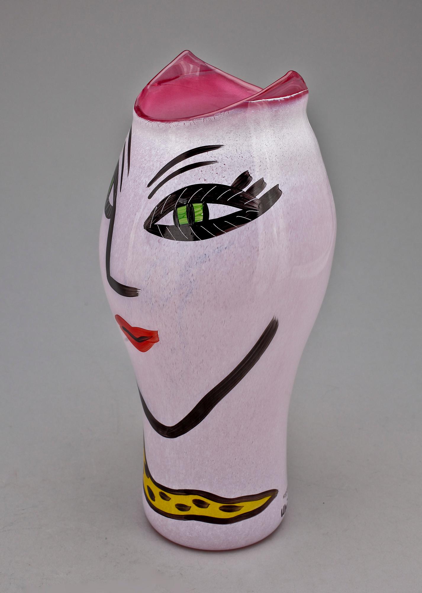 VAS, glas, Ulrica Hydman-Vallien, Kosta Boda, sign.