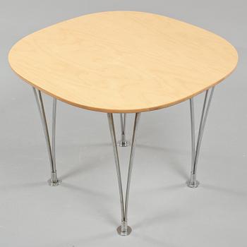 SOFFBORD, "Supercirkel", Bruno Mathsson och Piet Hein, 1900-talets fjärde kvartal.