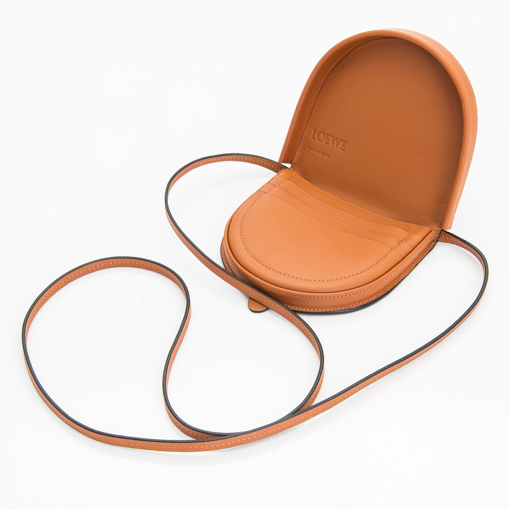 Loewe, a 'Small Heel Pouch' bag. - Bukowskis